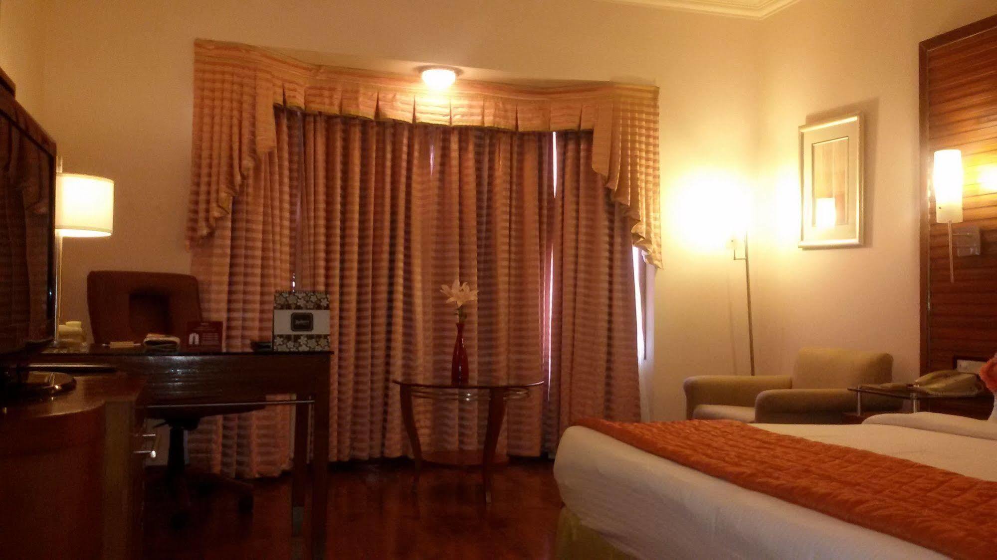 Park Plaza Omr Hotel 5*
