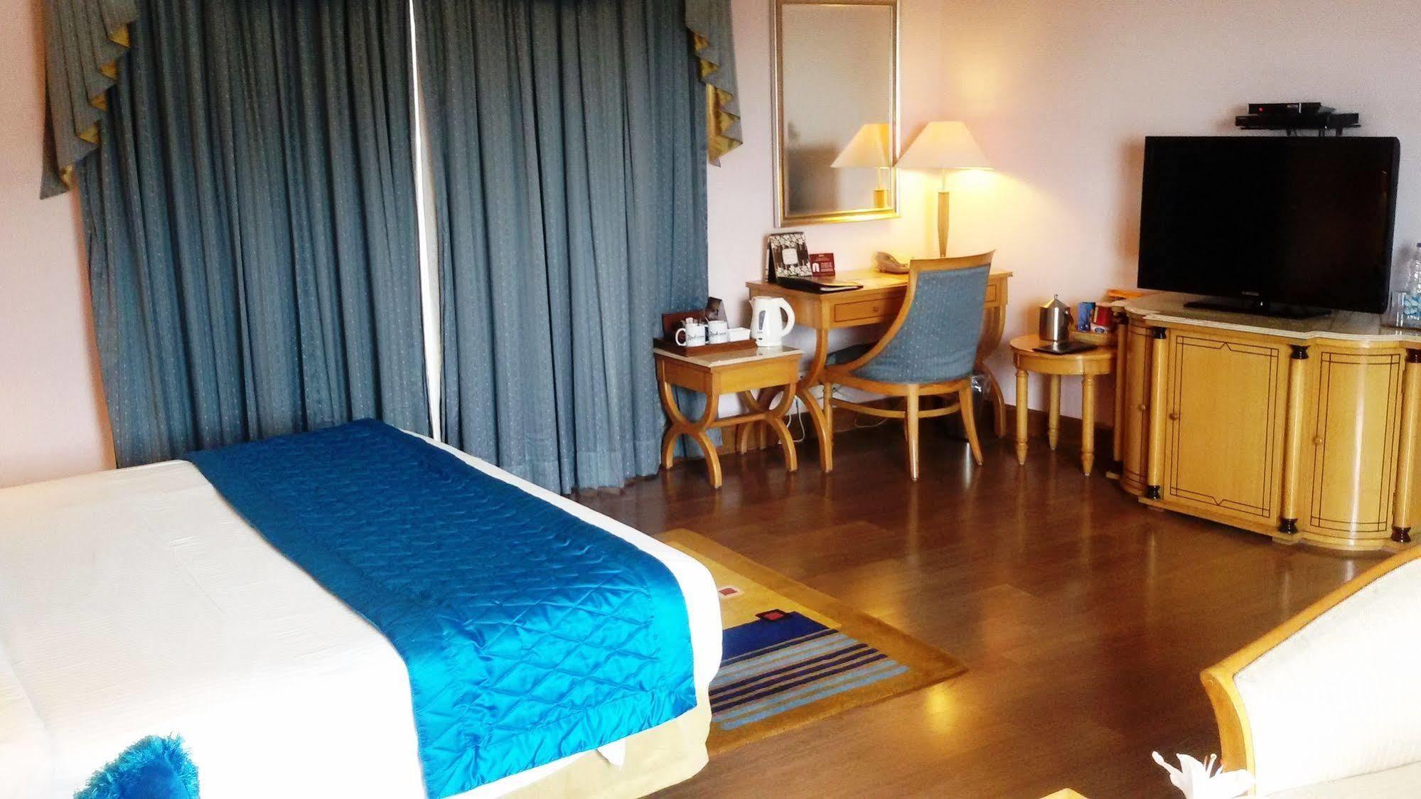 Hotel Park Plaza Omr Chennai