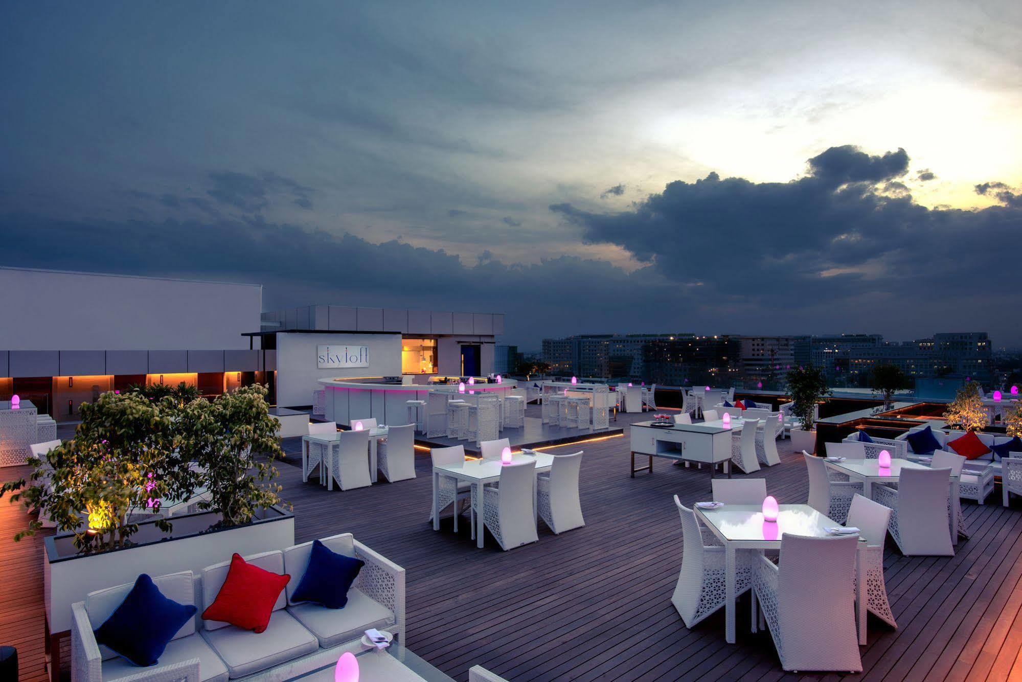 Feathers- A Radha Hotel, 5* Chennai