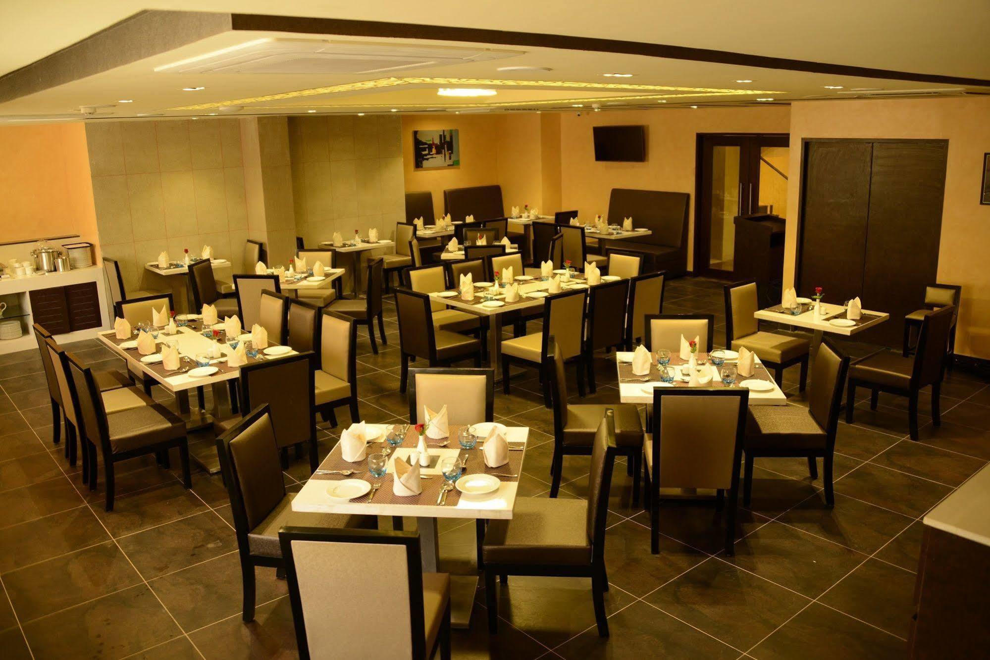 Blu Iris Pensão Chennai