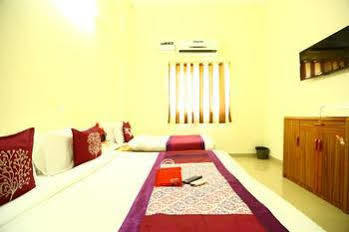 Capital O 10546 Parkway Hotel