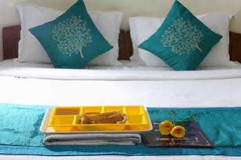 Hotel Capital O 10546 Parkway Chennai