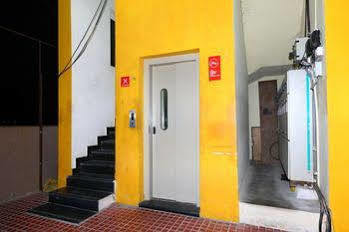 Capital O 10546 Parkway Hotel 3*