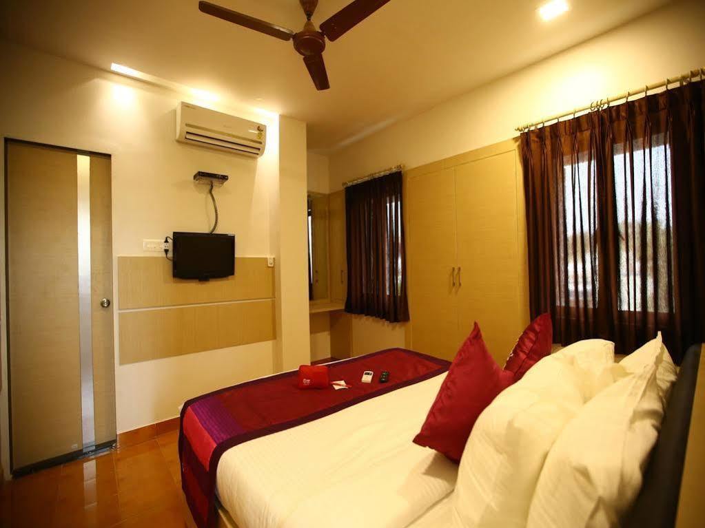 Hotel Oyo 968 Hotel Poigai Chennai