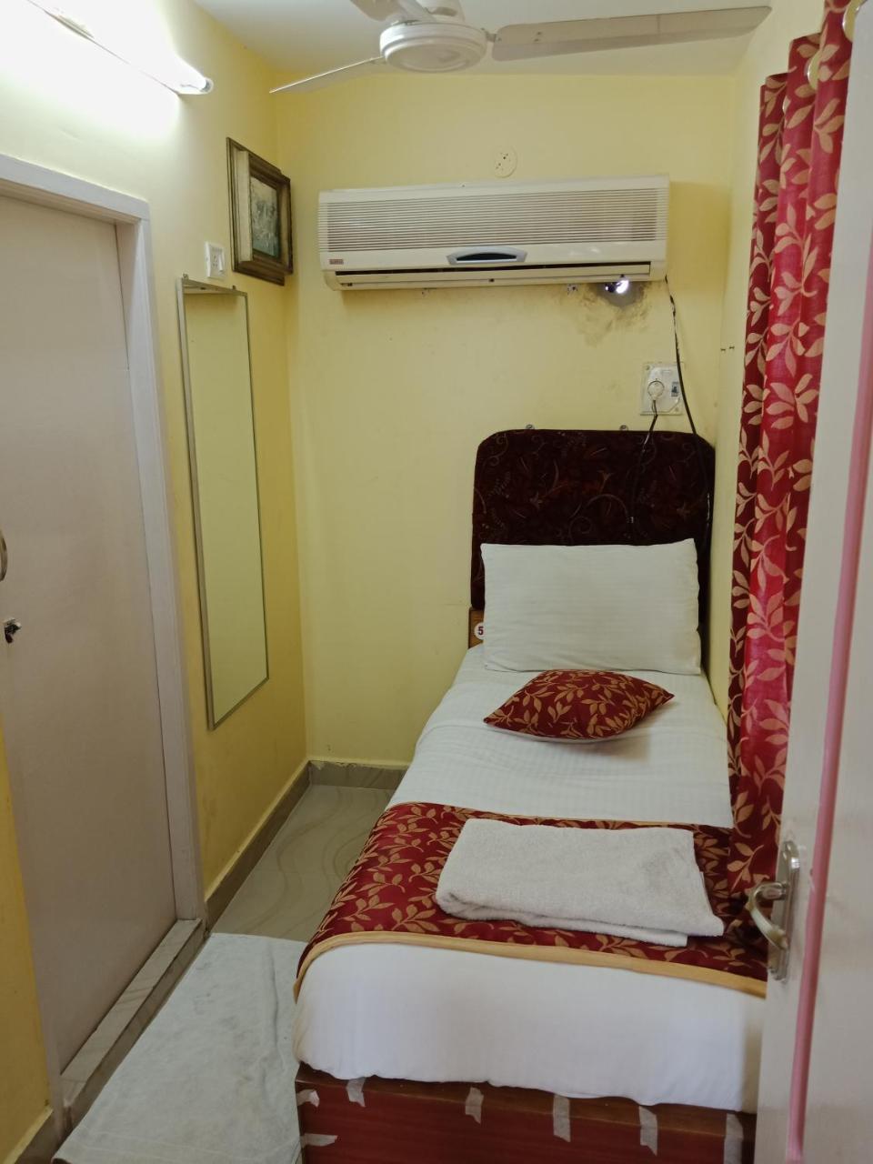 Sai Ramesh Guest house