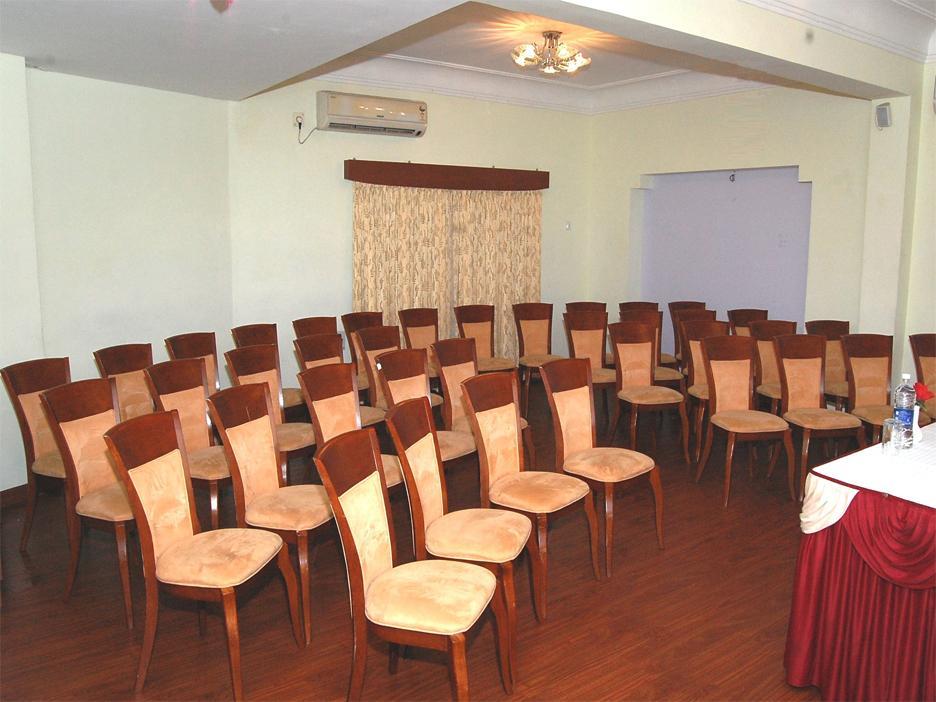 Hotel Priyadarshini Park