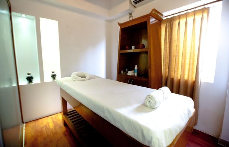 Priyadarshini Park 3*