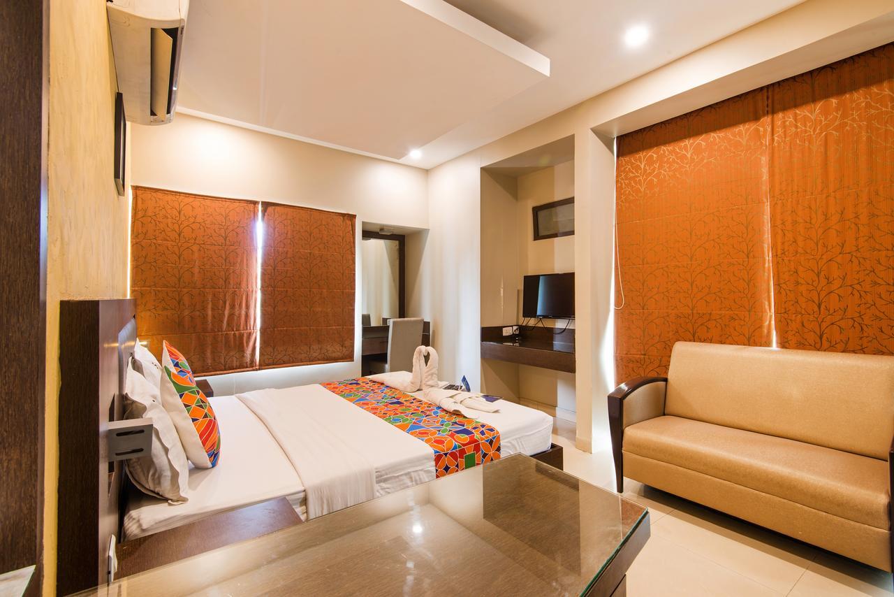 Hotel Fabhotel Santhome Mylapore Chennai