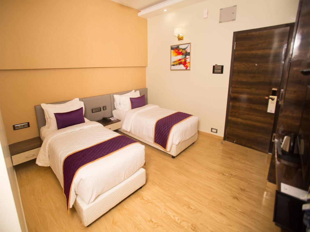 St Parklane Airport 3*