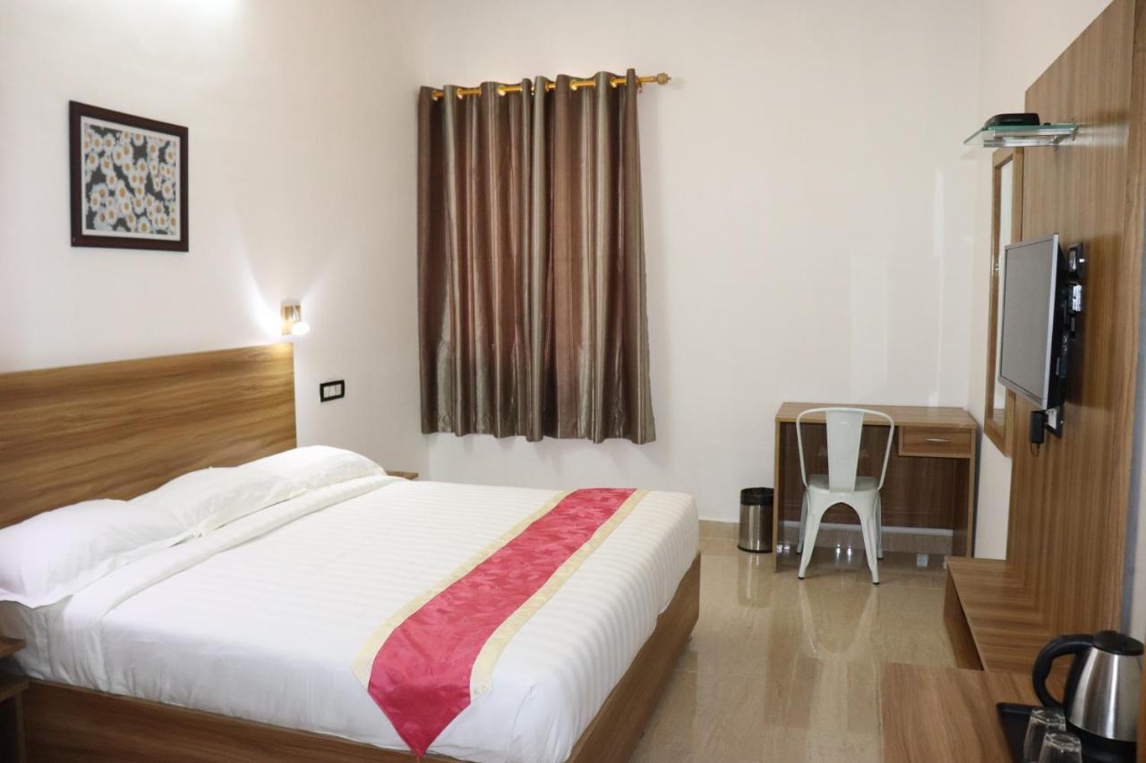 Hotel econômico Gulnaar *