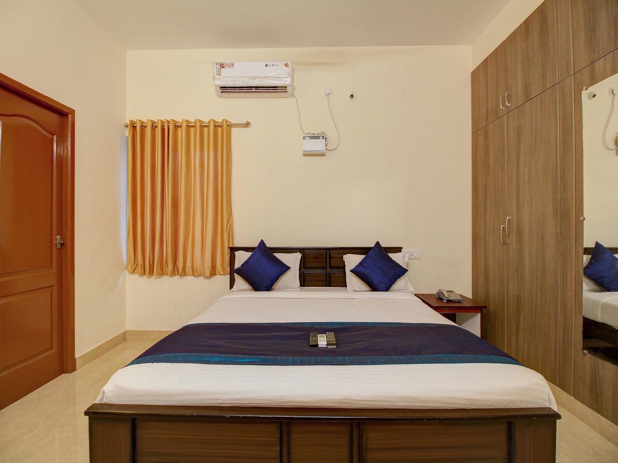 Hotel Oyo 5287 Velachery