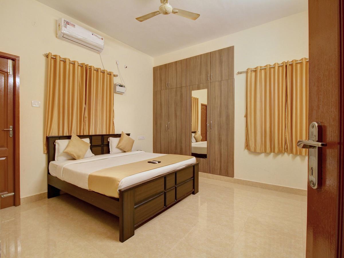 Hotel Oyo 5287 Velachery