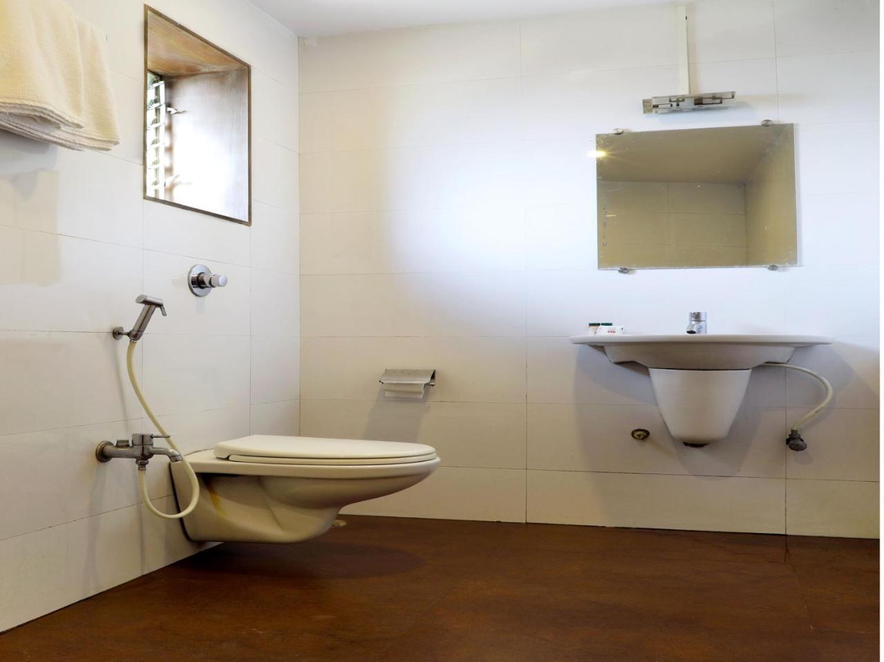 Hotel Oyo 3547 Raj Guru Residency 3*
