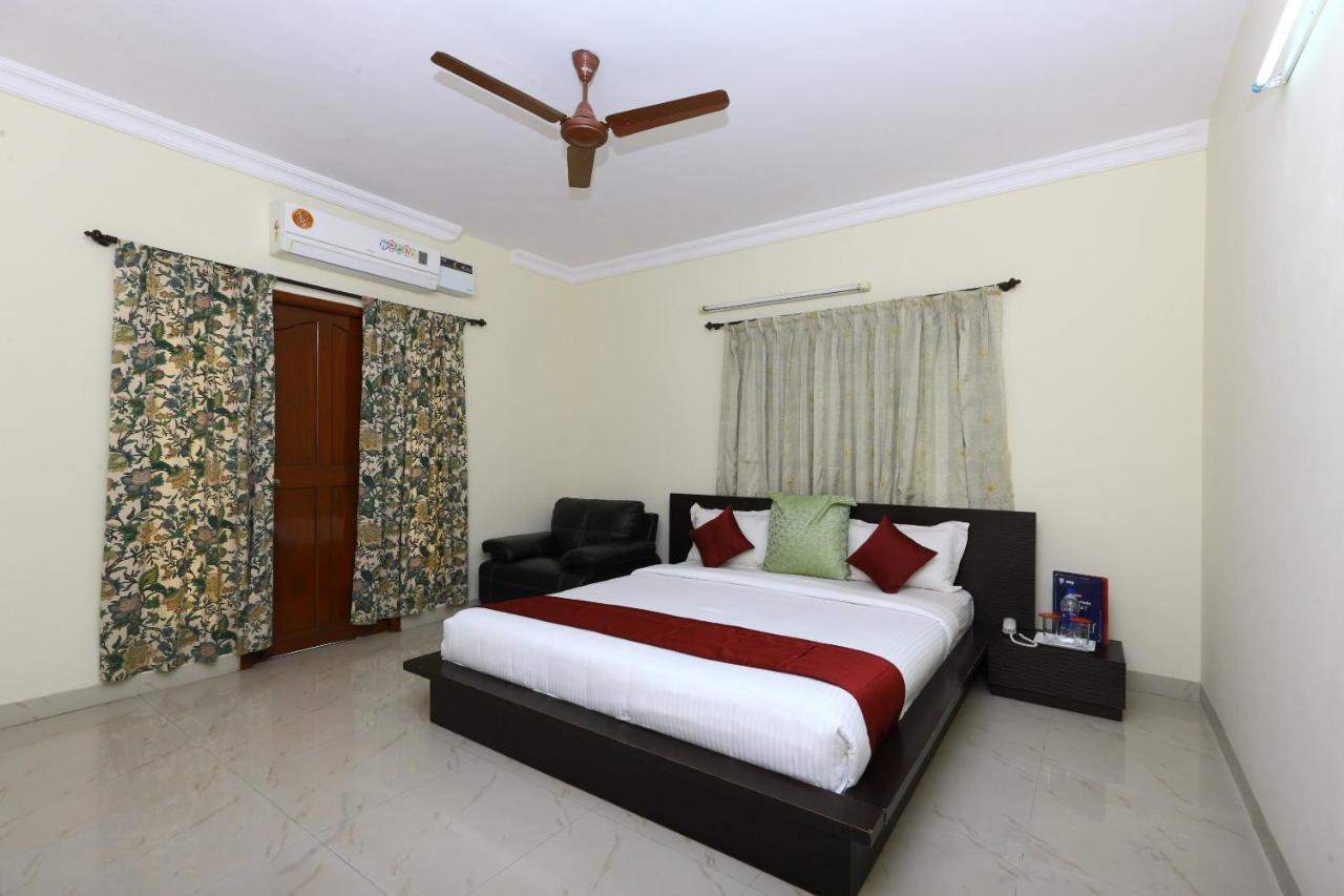 Oyo 9257 Egmore Hotel