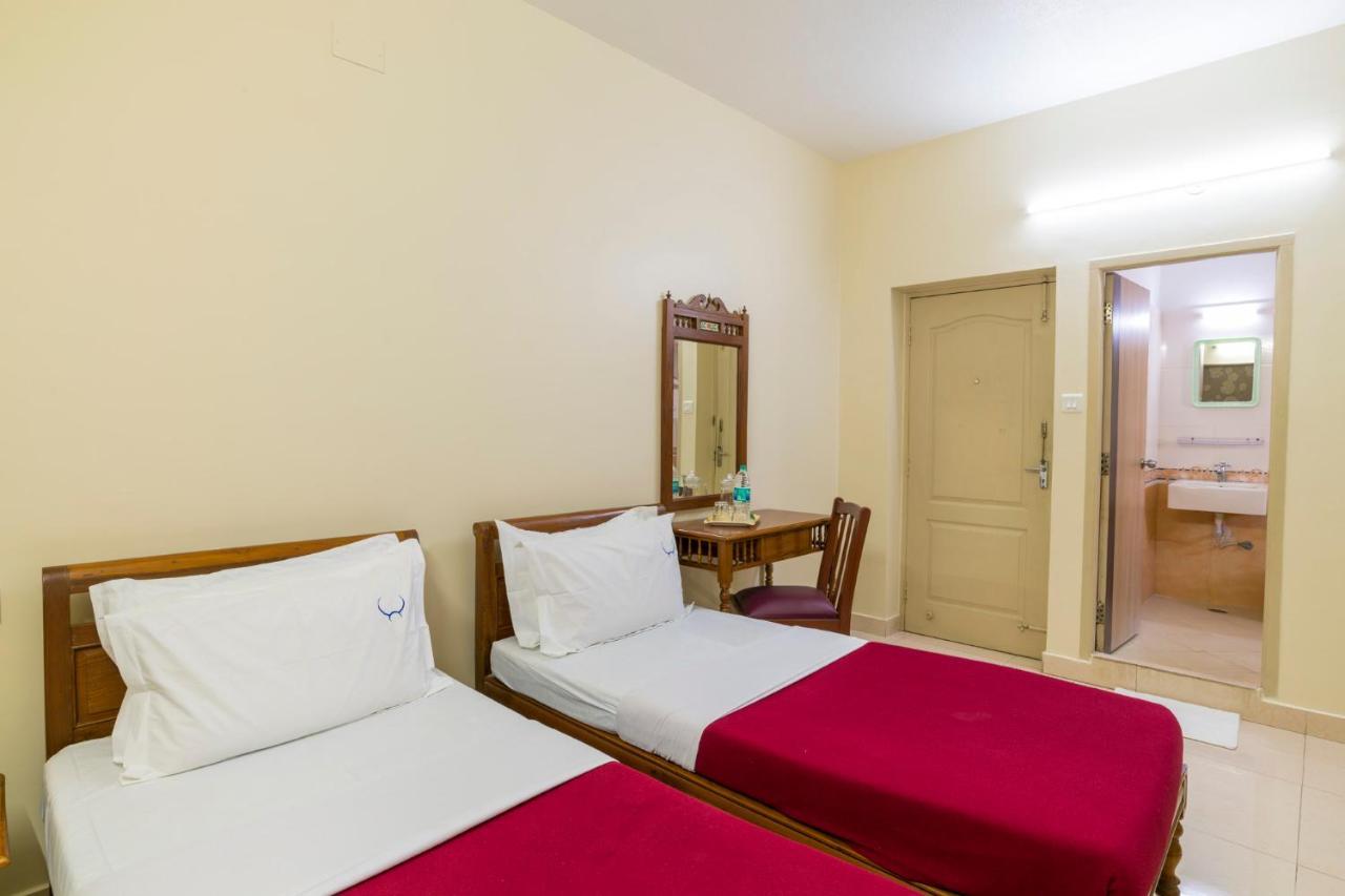 Guest house Crescent Homes Corporate