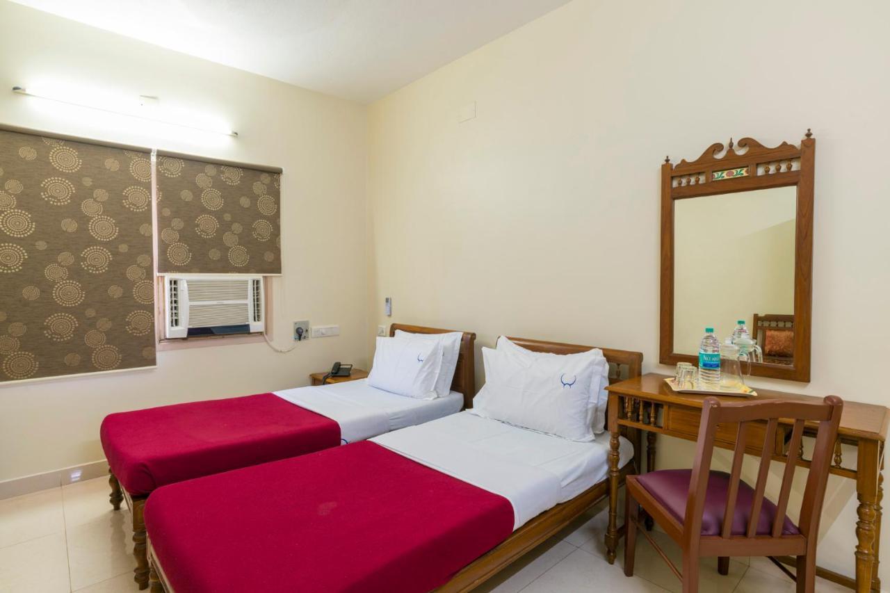 Crescent Homes Corporate 3* Chennai