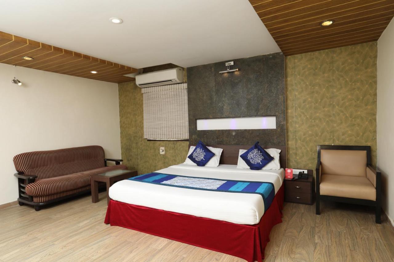 Hotel Oyo 15980 Bhimaas Temple Tree Chennai