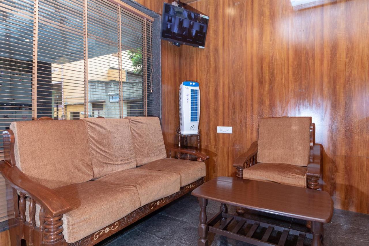Hotel Oyo 17224 Swarnam Residency Chennai