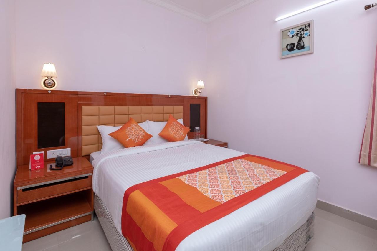 Oyo 17224 Swarnam Residency Chennai