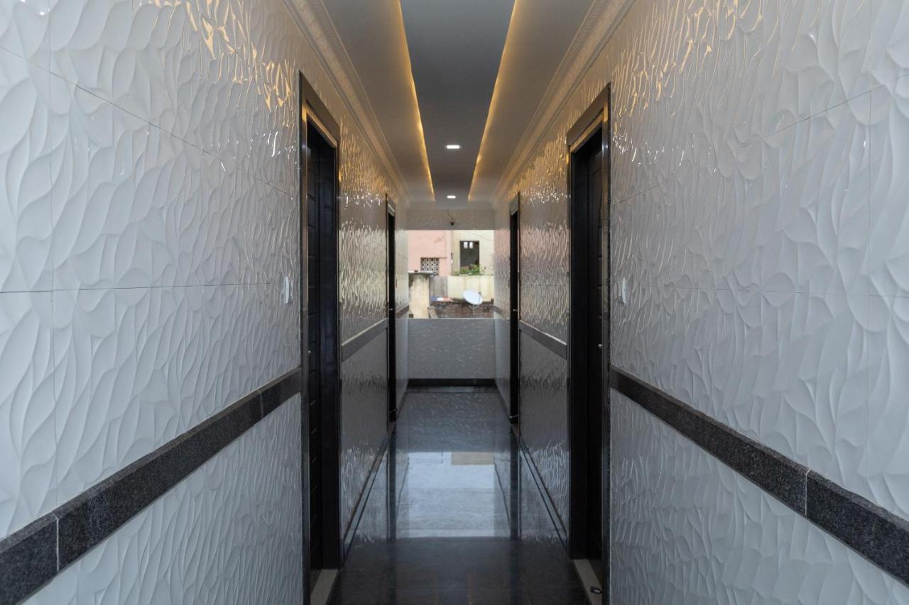 Oyo 17224 Swarnam Residency Chennai