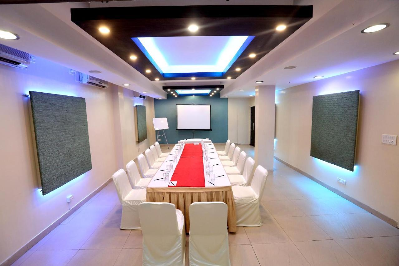 Hotel Liberty Park 3*