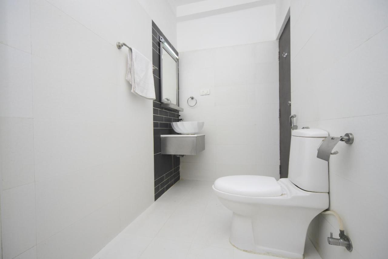 Hotel Oyo 17030 Bluten 3*