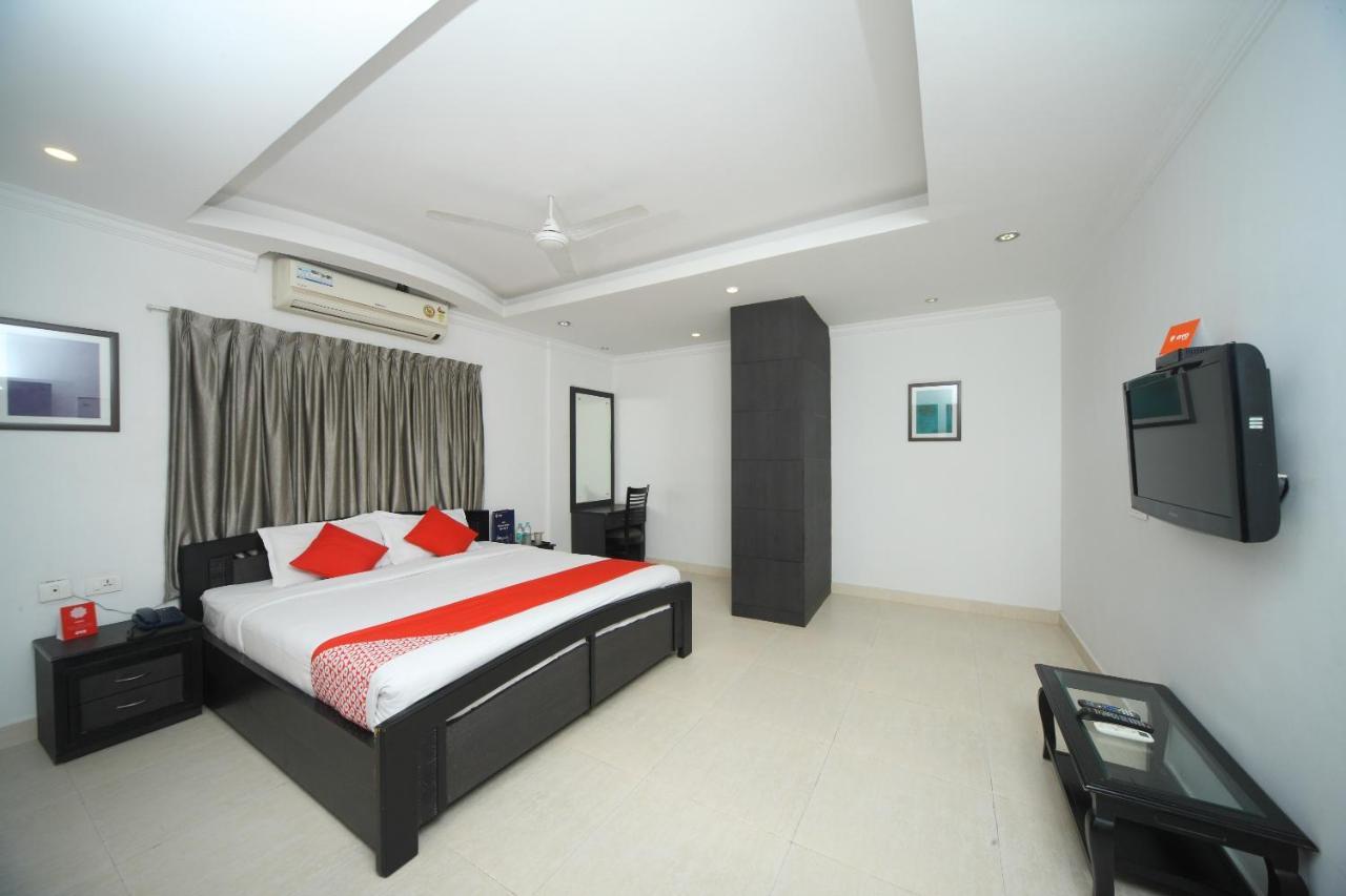 Hotel Oyo 17030 Bluten 3*