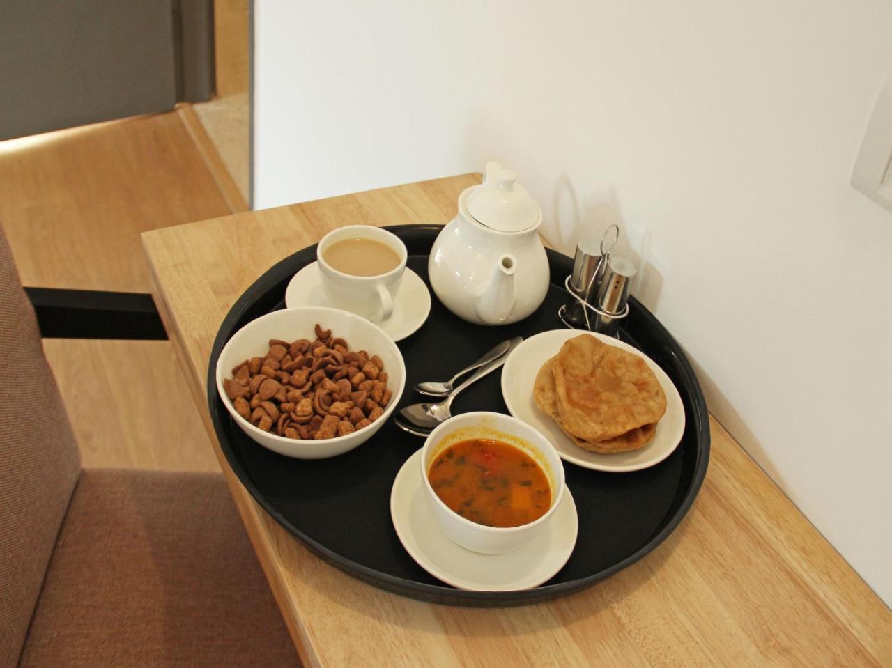 Oyo 17224 Swarnam Residency 3* Chennai