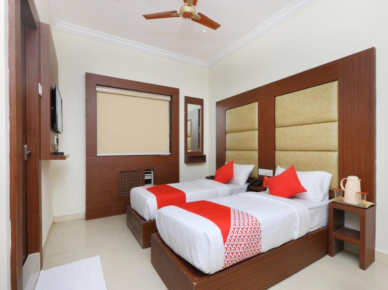 Oyo 13230 Ark Residency Chennai