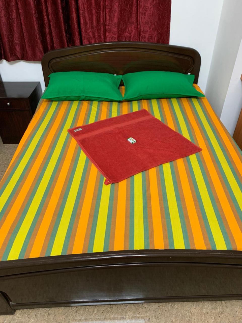Temple Tree Homes Next To Apollo & Sankara Nethralaya Hospitals Service With Kitchen * Chennai