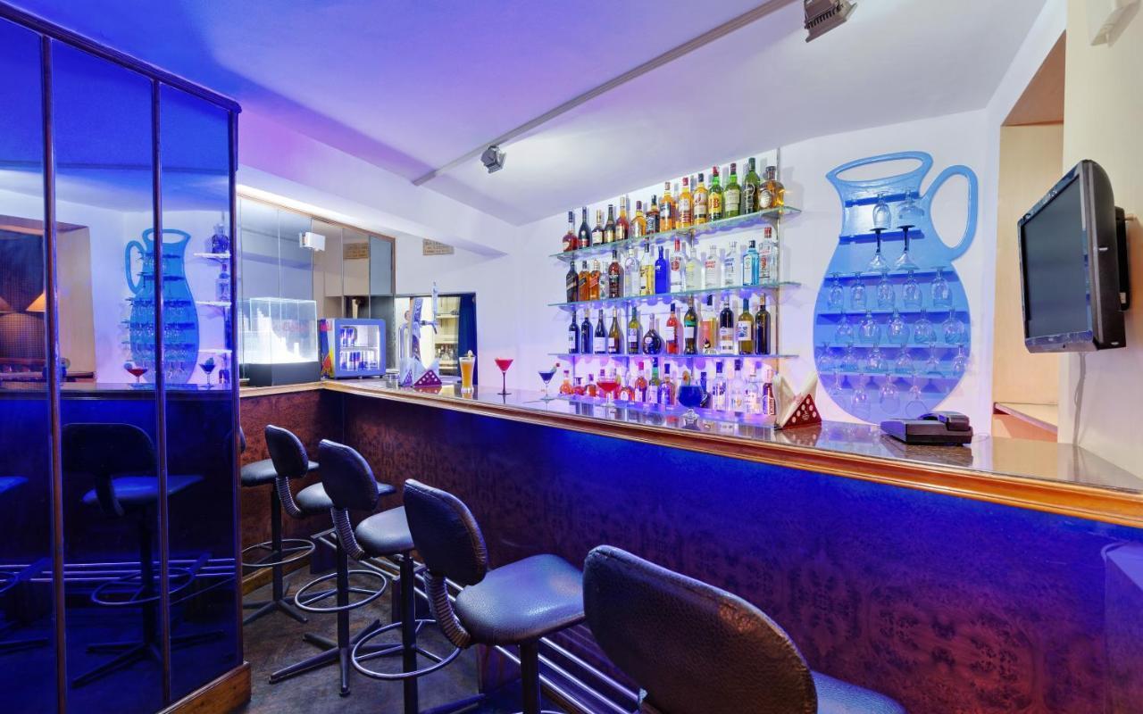 Hotel Ambassador Pallava 4*