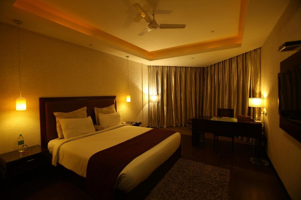 Hotel The Bentley Seaside Boutique Chennai