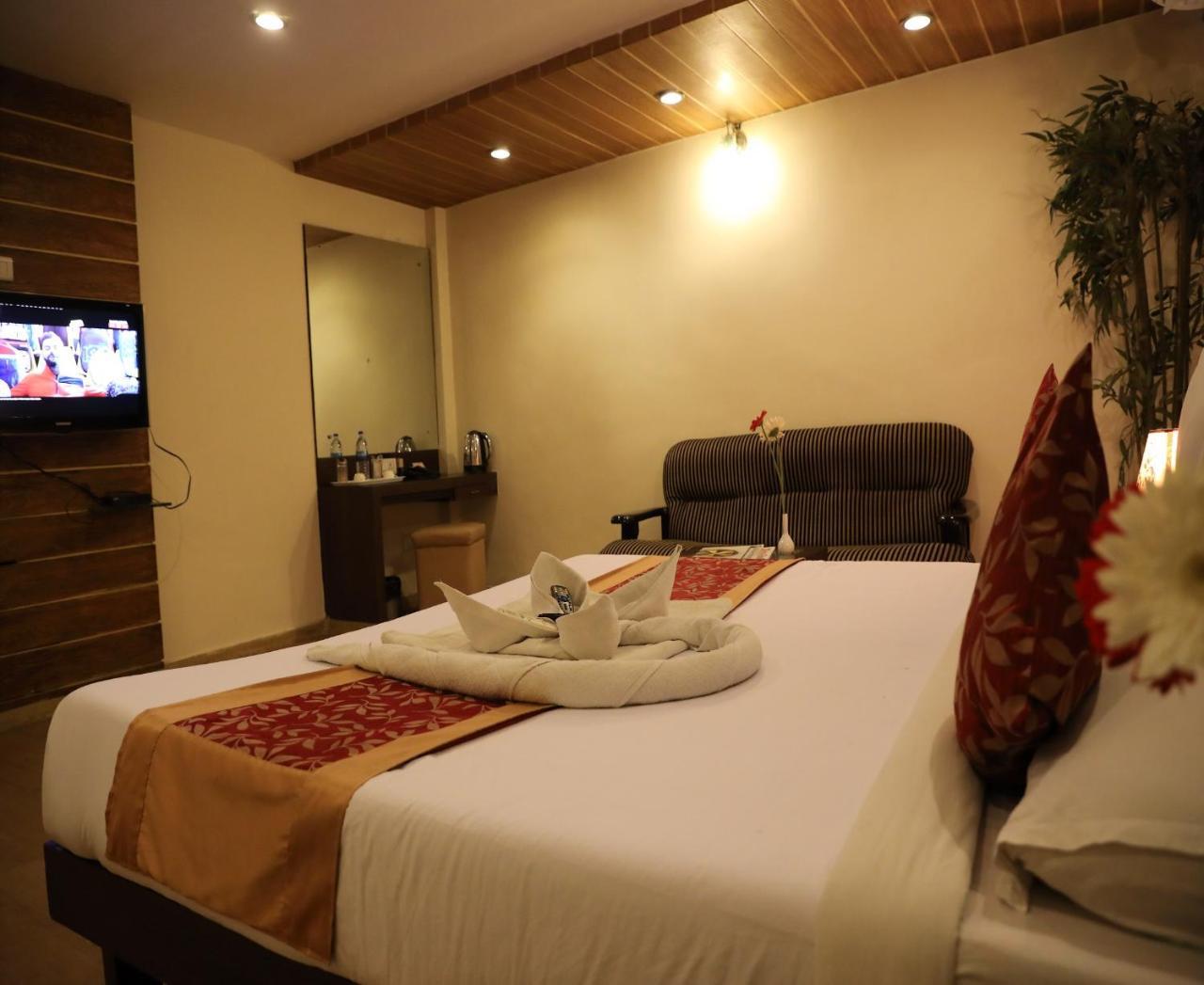 Bhimaas Temple Tree Hotel