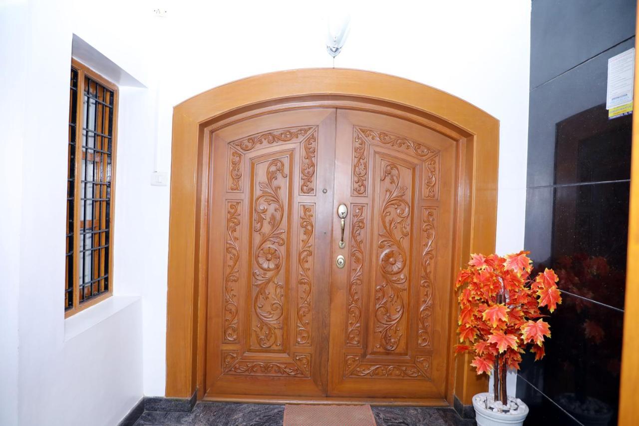 Hotel Rainbow House Luxury Chennai