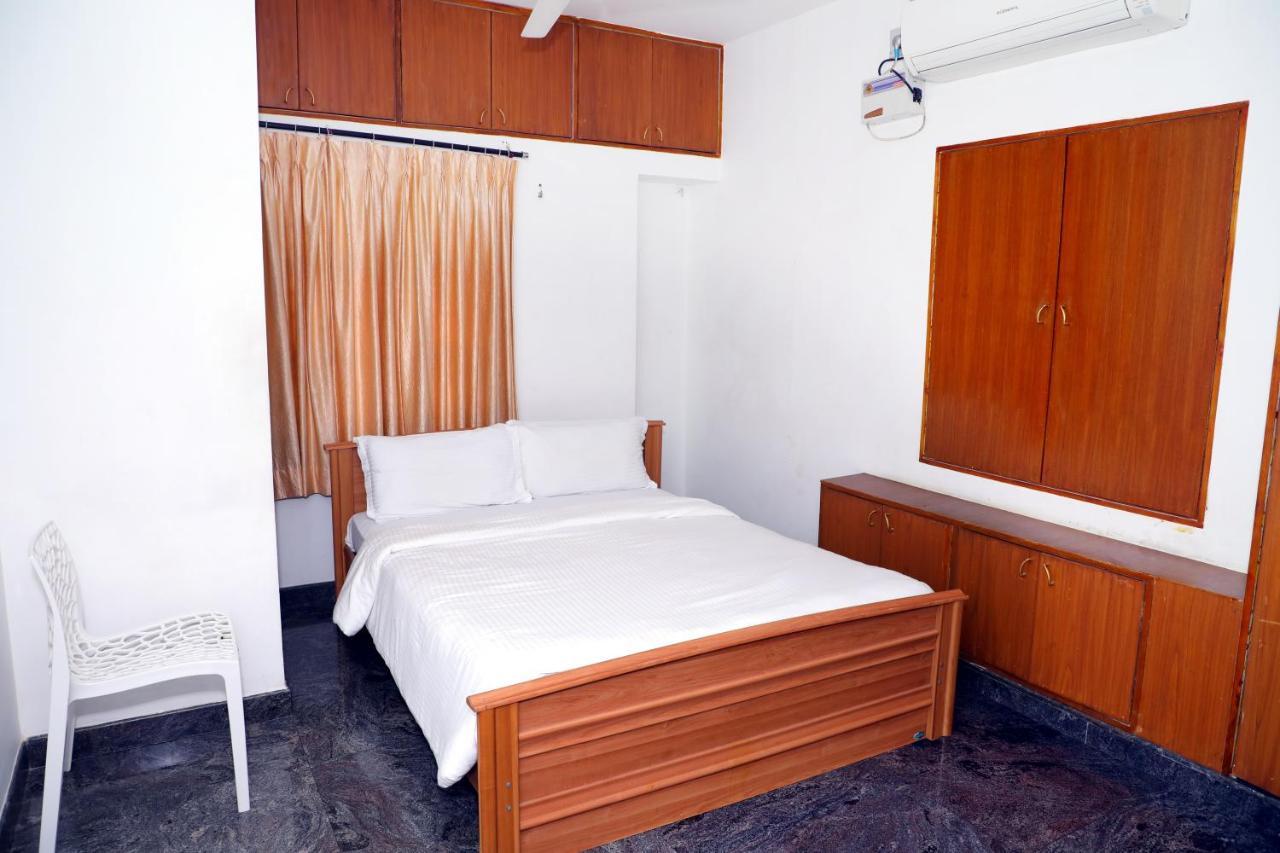 Hotel Rainbow House Luxury Chennai