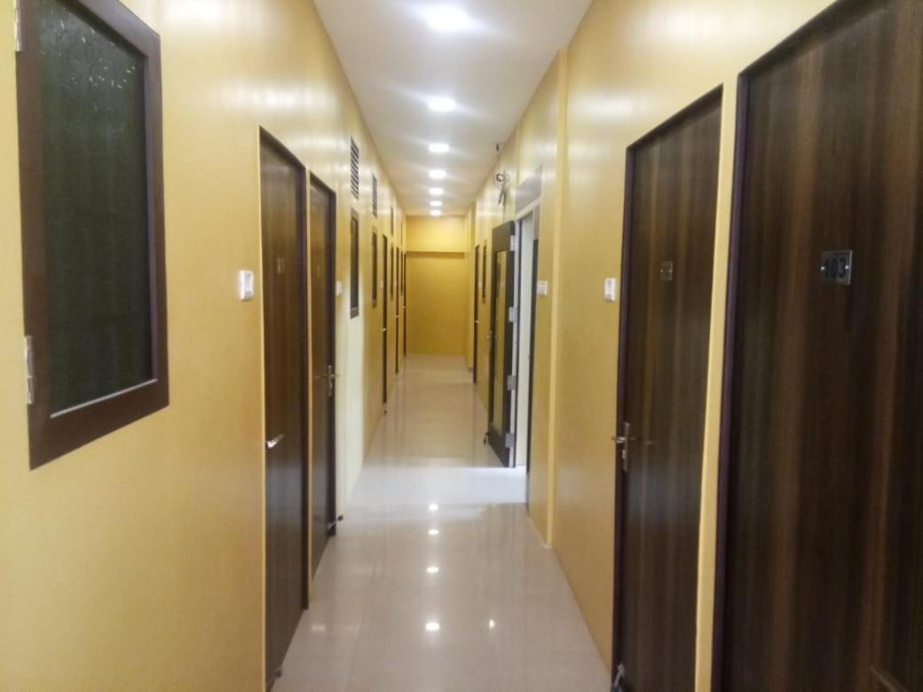 Hotel Rb Residency Amb *