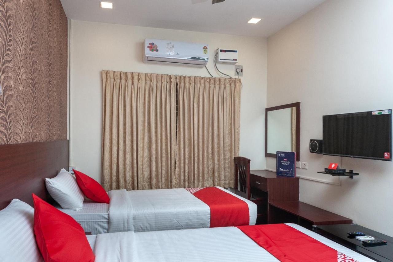 Hotel Oyo Flagship 23566 Daffodils Nest Pallikaranai Chennai