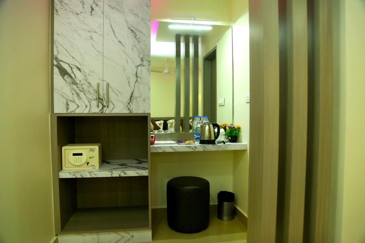 Kek Grand Park Hotel