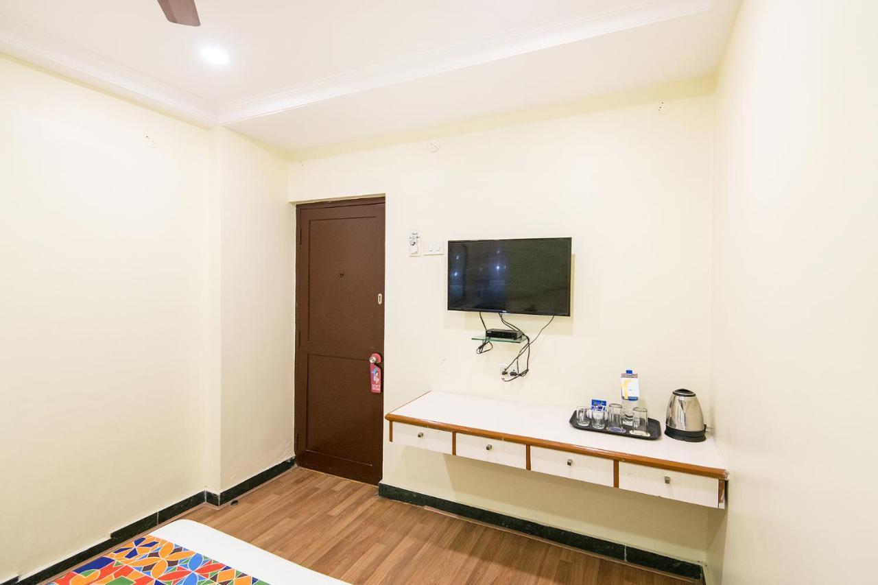 Hotel Fabexpress Black Pearl T Nagar 3*