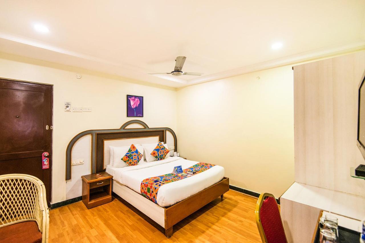 Fabexpress Black Pearl T Nagar Hotel 3*