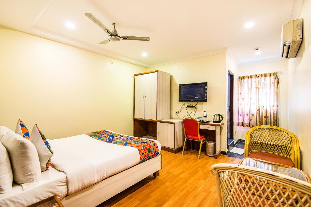 Fabexpress Black Pearl T Nagar Hotel 3*