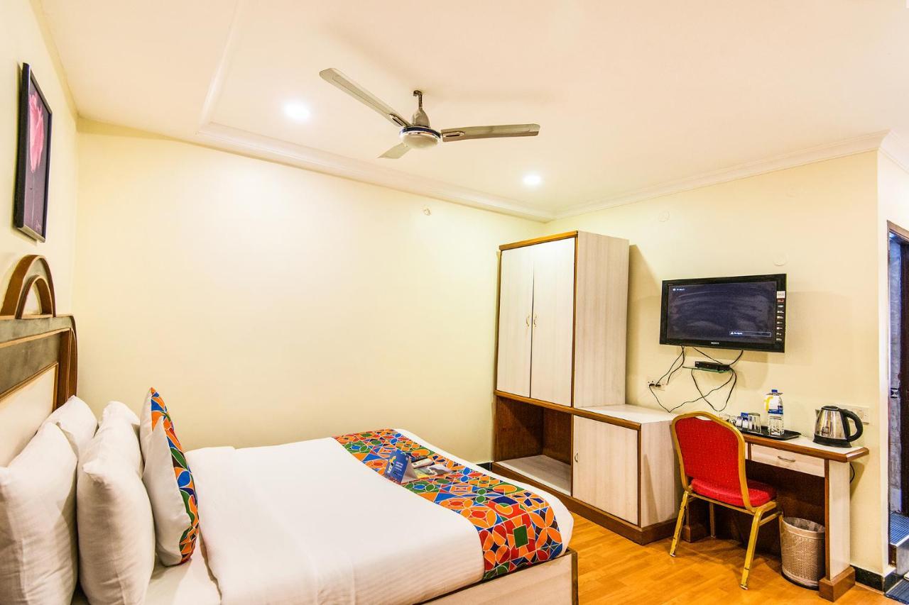 Fabexpress Black Pearl T Nagar Hotel Chennai