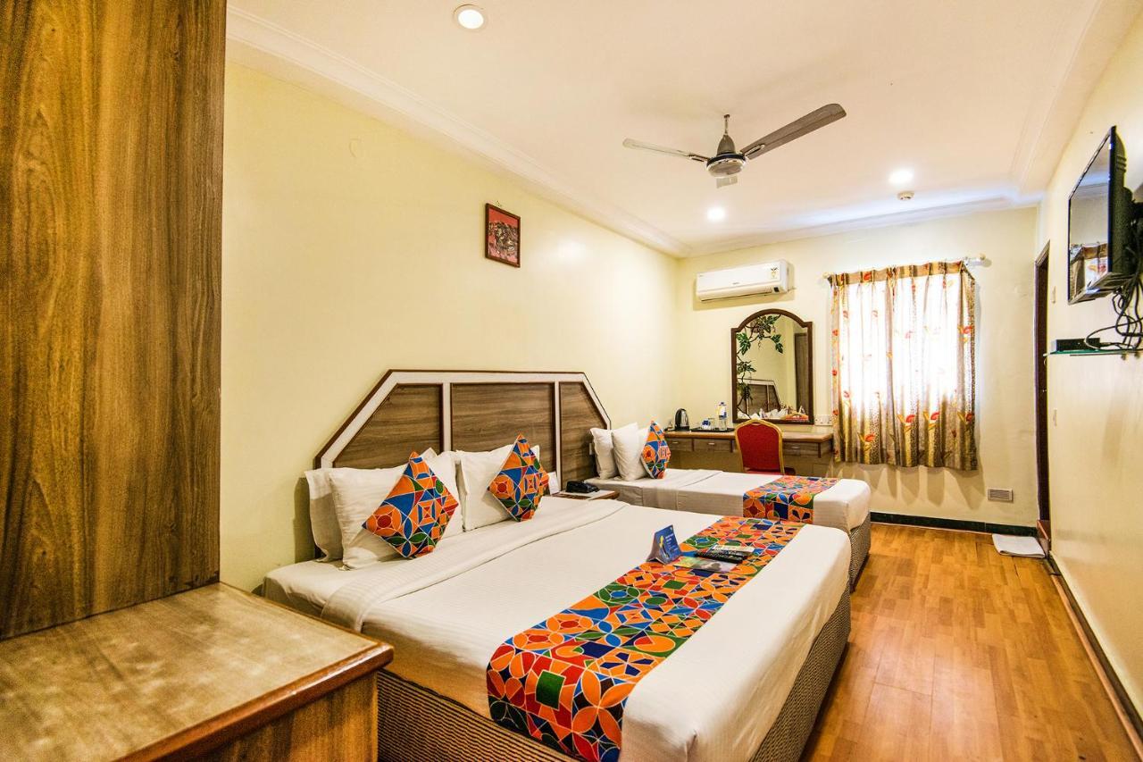 Fabexpress Black Pearl T Nagar 3*