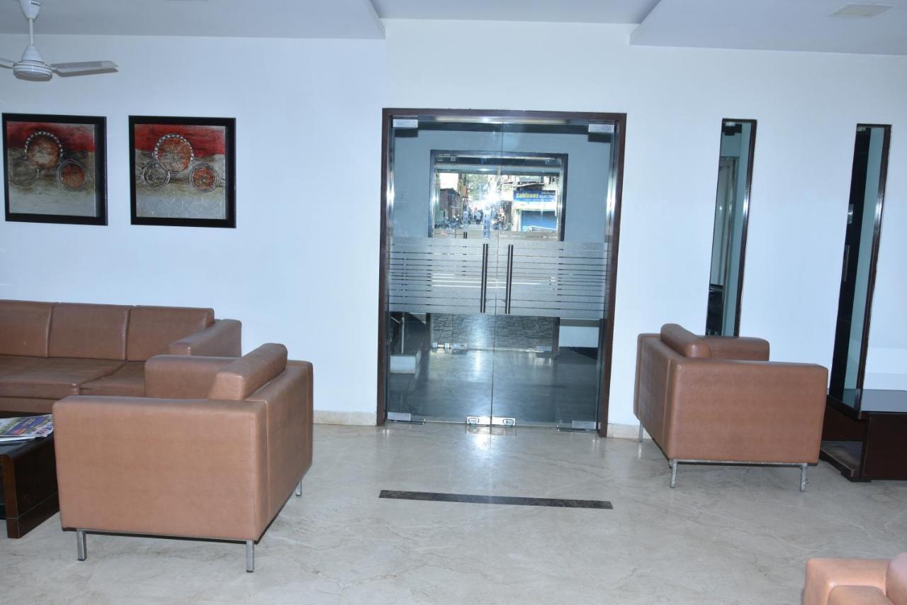 Hotel Raj Residency Near Us Consulate