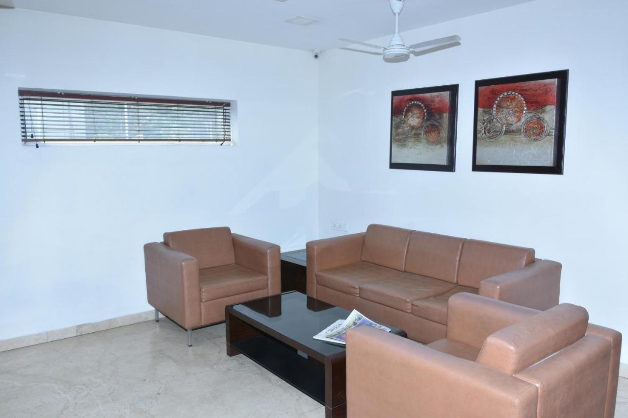 Hotel Raj Residency Near Us Consulate
