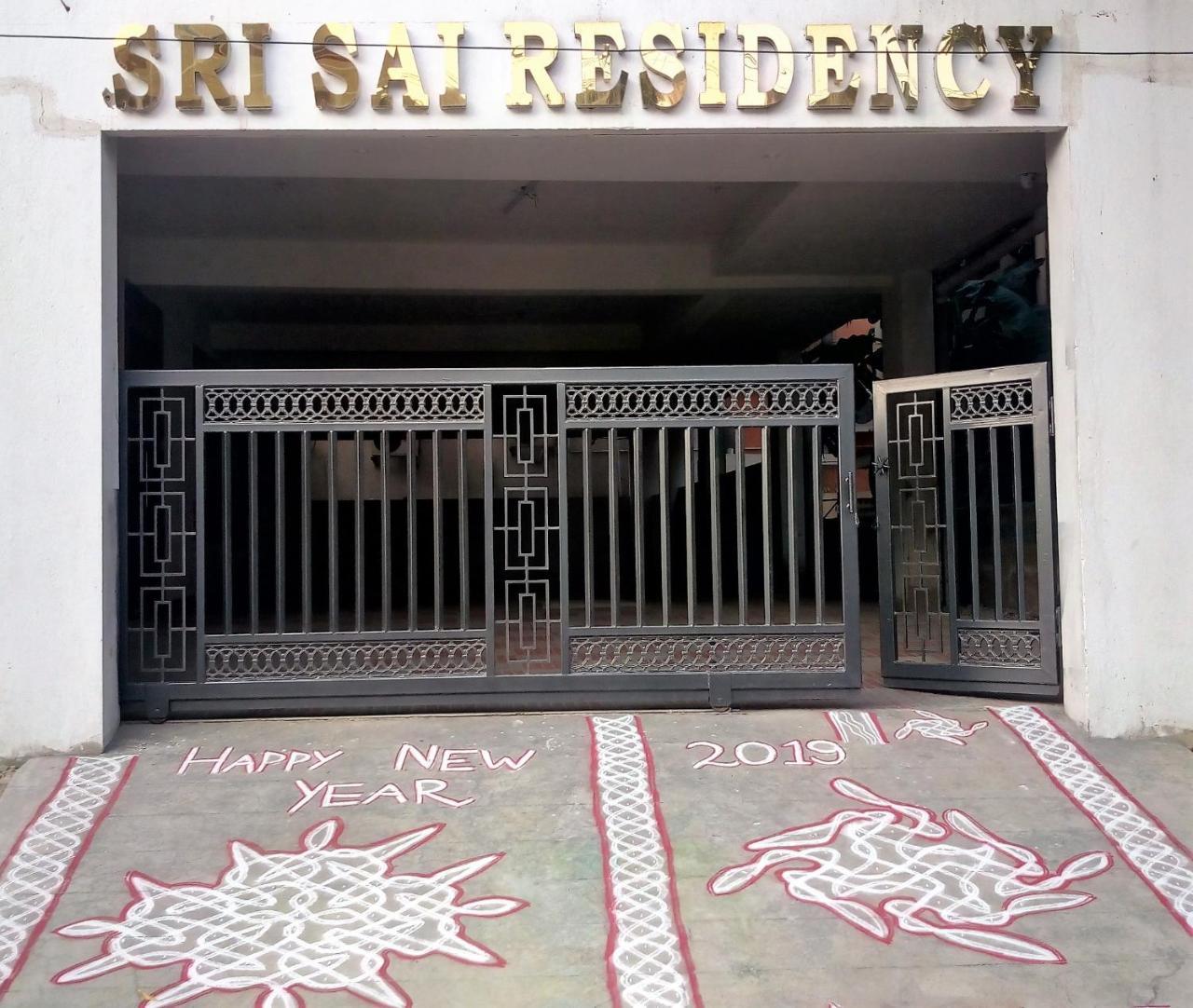 Medavakkam Sri Sai Residency 2*