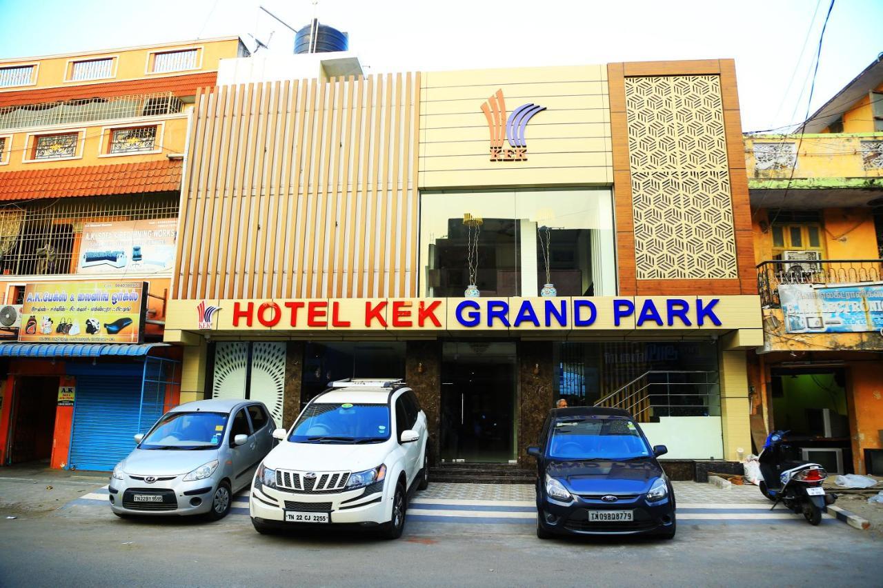 Hotel Kek Grand Park 3*