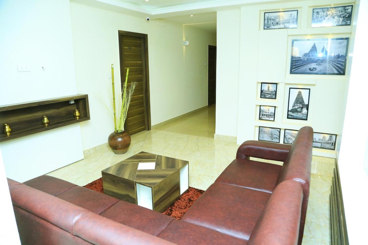 Hotel Kek Grand Park 3*