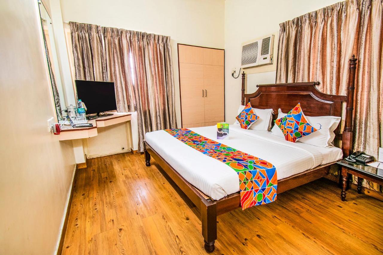 Hotel Crescent 3*
