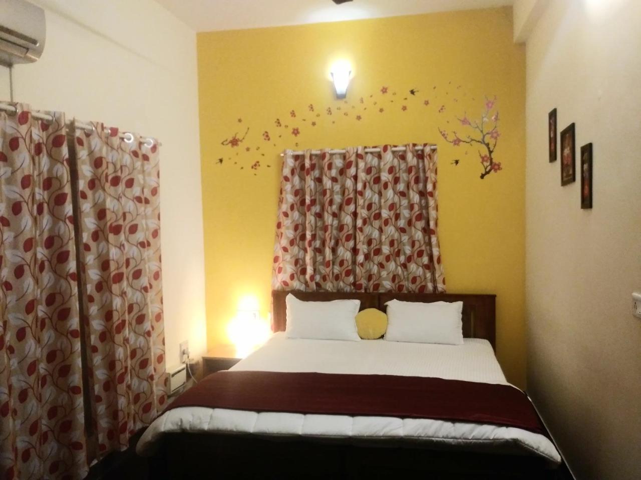 Royale Achaya Bed & Breakfast